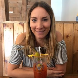 Meet your Posher, Stephanie